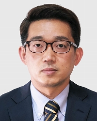 中野泰宏